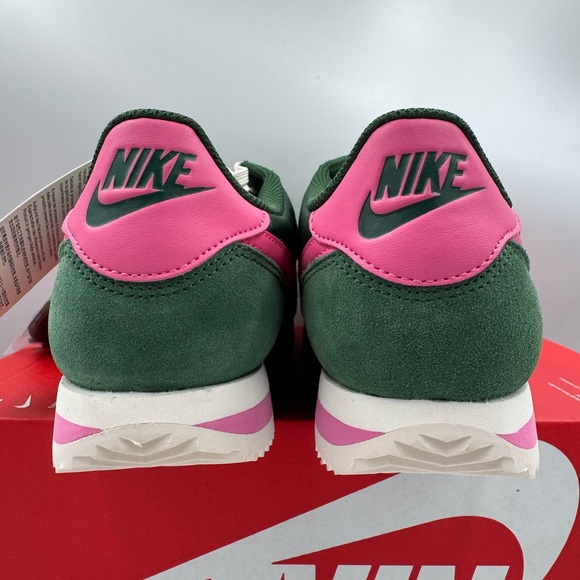 Nike Cortez Fir Pinksicle BRAND NEW Size 10 Women - Picture 4 of 8